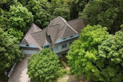 Stunning Beach House with Modern Amenities