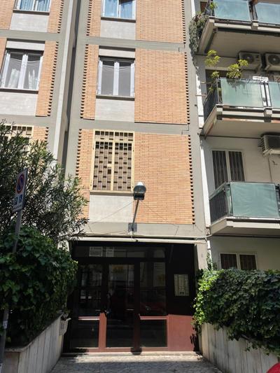Sole Roman House