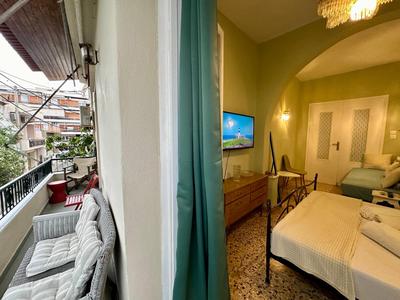 Omiros Apartment