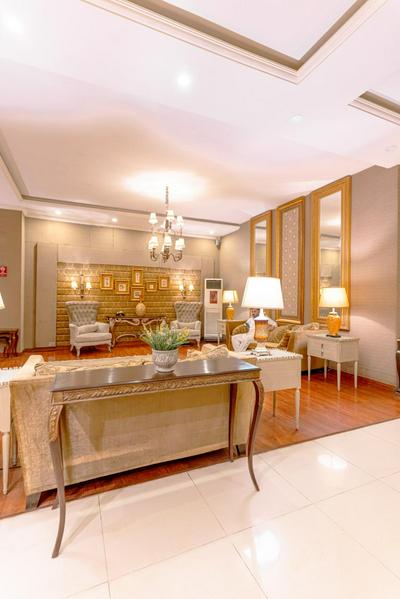 Shelton's Rezidor Peshawar