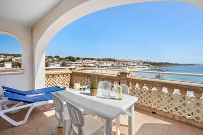 Apartamento frente a la playa con vistas perfectas al mar