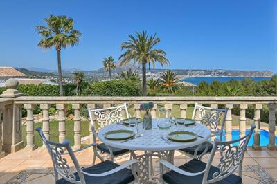 Pastor by Aguilarent