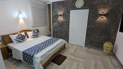 Happy House - cosy studio for 2 with pool and walking distance to Blue Bay beach