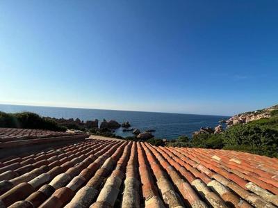 Beautiful apartment, sea front