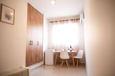 Anesis Airport Rooms 408