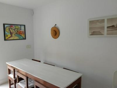 Apartamento con parking gratuito a 500 m de la playa