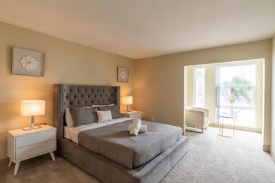 Harbor Views ,Luxury Condo, Venice&Marina