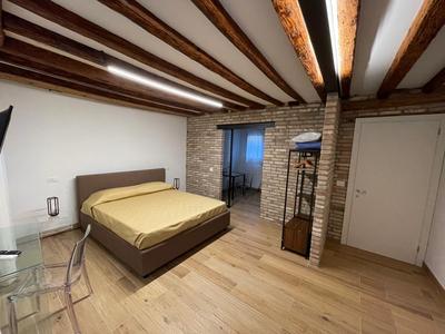 Loft for couples close to the Ghetto
