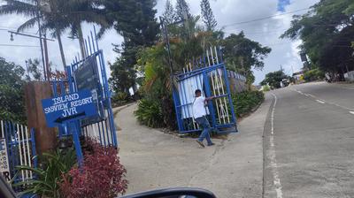 Island Skyview Resort - JVR by Hiverooms