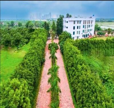 PLAY RIVERIA RESORT couple friendly