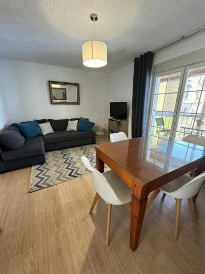 Home4u Apartamento Picasso cerca de todo