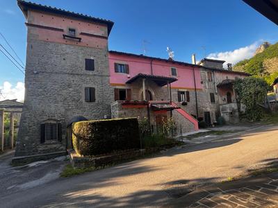 B&B Camelia - A 7 min dalla Rocchetta Mattei