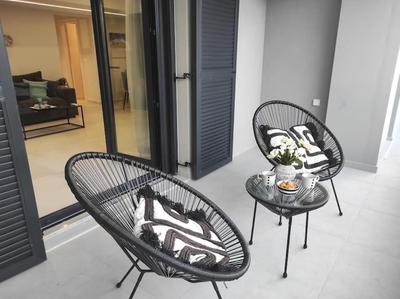 Ekati apartment