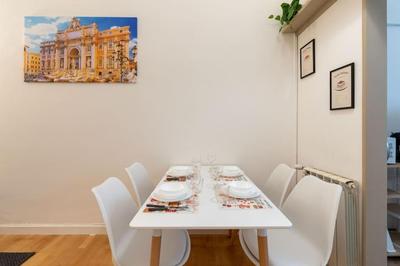 [10 min metro] Apartment with A/C Wi-fi Netflix