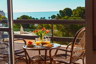 Apartamento en Aguadulce con vistas al mar