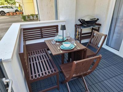 App Coba-40m zum Meer, Terrasse, Parkplatz, 50 Zoll Smart TV