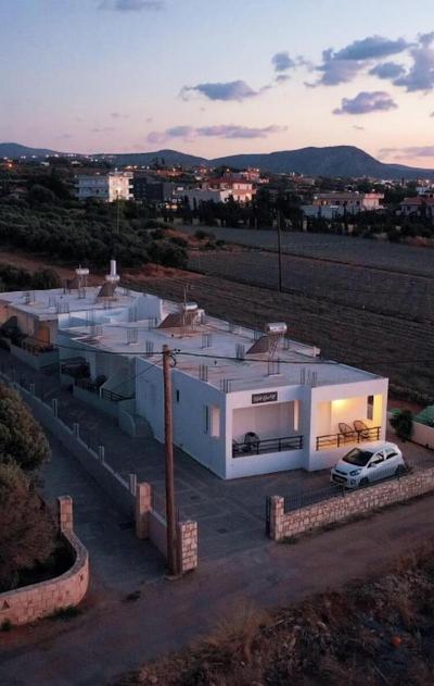 Anissa Apartments close to the beach