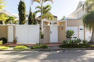 Casa com piscina