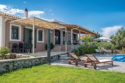 Ariadni Vista Mare Villa by "elite"
