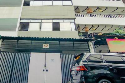 RedDoorz near Pasar Baru 4