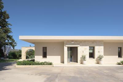 Reflection Villa, Heated Pool & Absolute Seclusion, By ThinkVilla