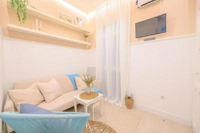 For You Rentals Encantador Estudio TEMPORAL con Cama Doble y Sofá Cama, Patio Compartido CAR860