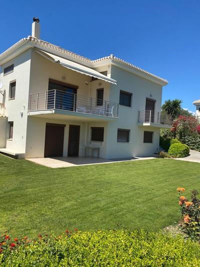 Golf View Apartment