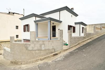Casa Bari Sardo per più famiglie