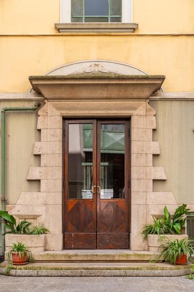 Rosa Rooms
