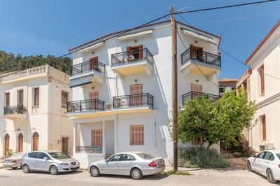 The Lalouda of Mani