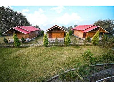 Hotel Katyuri nature view resort, Lansdowne