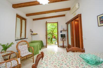 Welcoming apartment in Sorrento 52 m² with sea view terrace