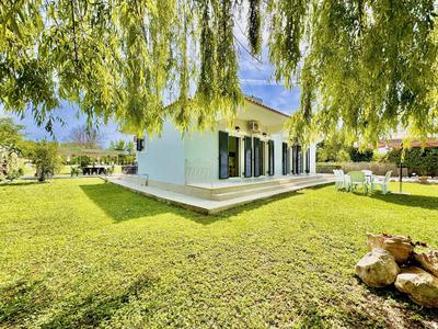 Villa Dafni with private pool by DadoVillas