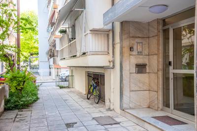Mazi Rooms Charilaou 2,2