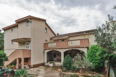 Markoni Apartments