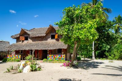 Tiki Lodge By Le Zahir