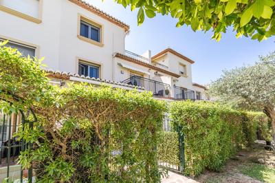 Casa Tucan Javea - Luxury House with Large Pool, 10 min walk to Arenal Beach