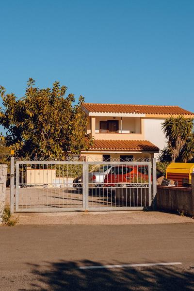 EMERALD HOUSE SAN TEODORO, Private Parking