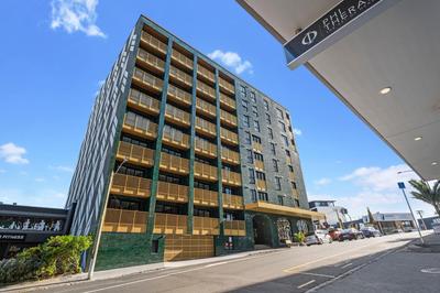 Greenhouse Apartments by Urban Rest