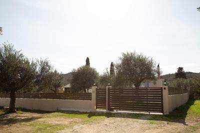Gardiki Castle House