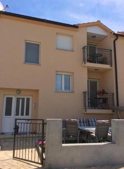 Apartments Lipovica