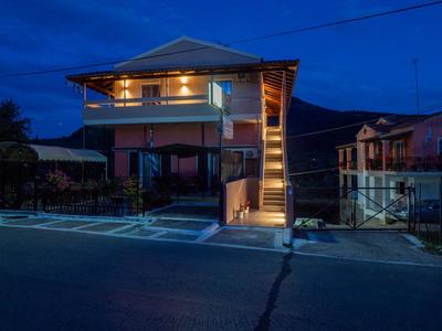 THE VIEW HOUSE
