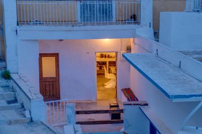 Syros Art House