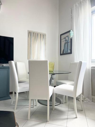 Attico vista mare con parcheggio privato