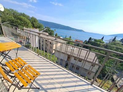 Appartment with view in Montenegro