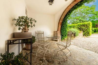 Podere Annesso - Tuscany Vineyard Villa with Pool