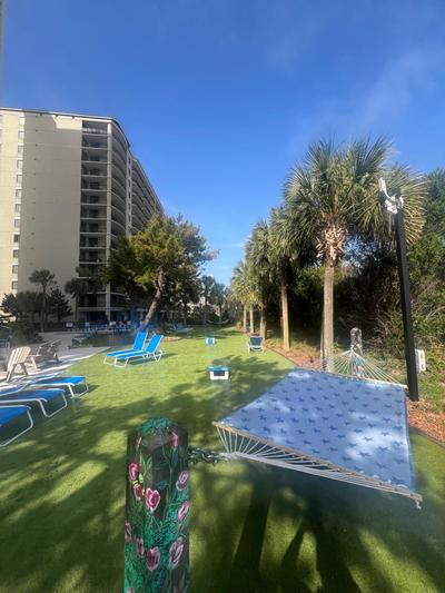 Beach Colony 16th Floor Efficiency