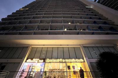 Azure Lovely and Refreshing 1 BR Suite