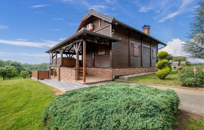 Gorgeous Home In Rovisce
