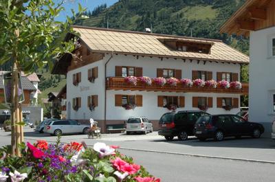 Pension Walserheim